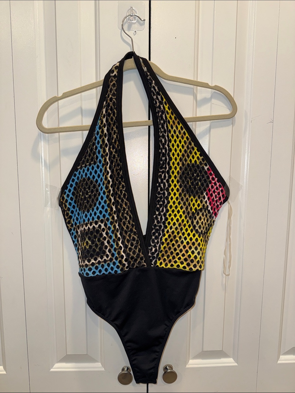 Colorblock‎ Mesh Deep-V One-Piece Swimsuit